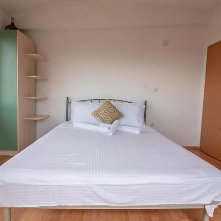 Casa Farmak Lägenhet Ohrid Exteriör bild